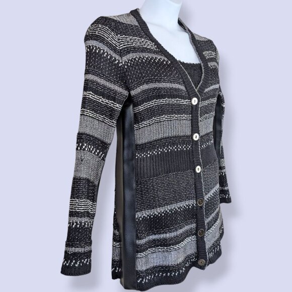 Oscar de la Renta Metallic Striped Button Cardigan - Picture 2 of 9